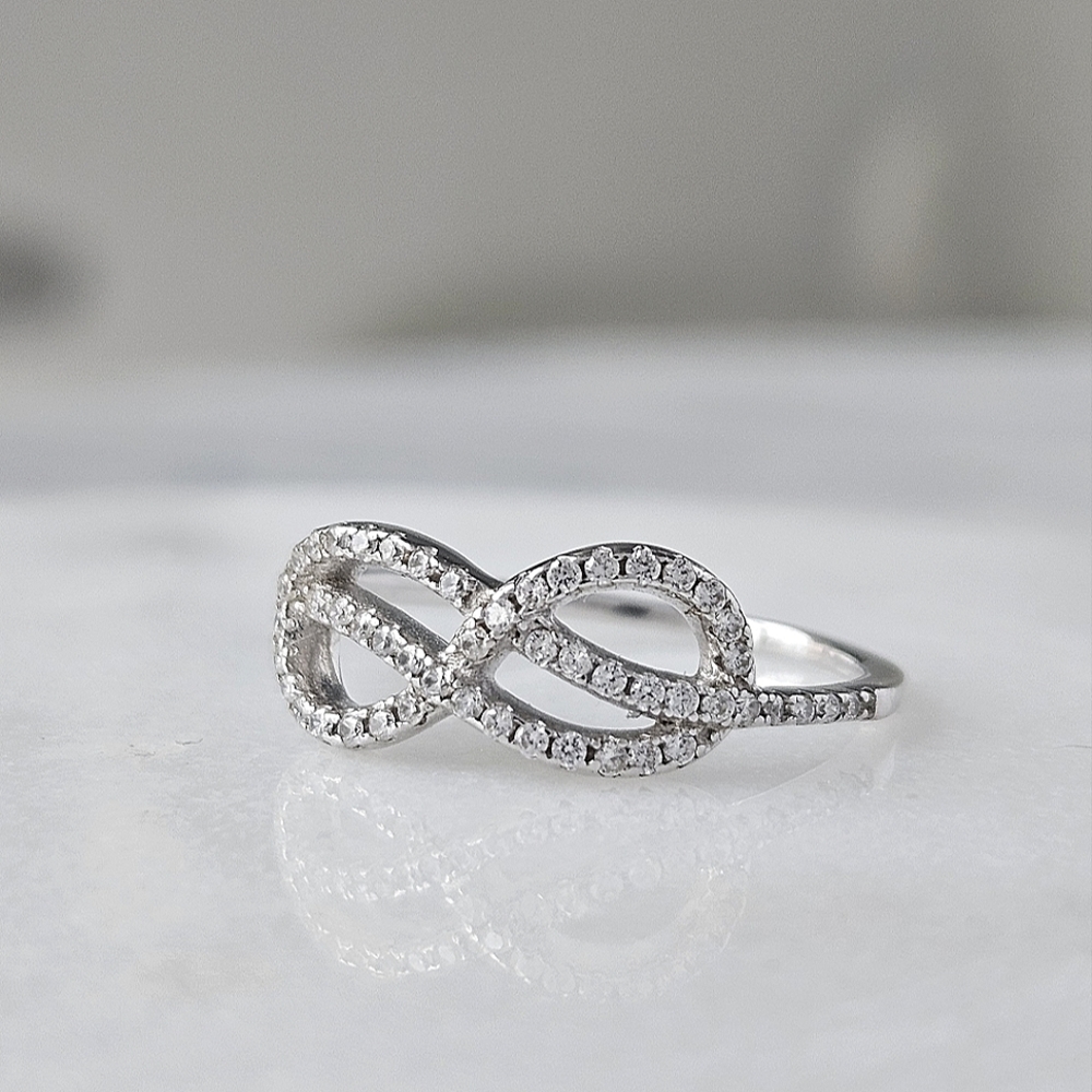 Infinity Symbol Design ring, solid 925 Sterling Silver Charmed Aroma
